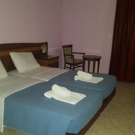 Thea Dodoni Hotel Manteio ภายนอก รูปภาพ