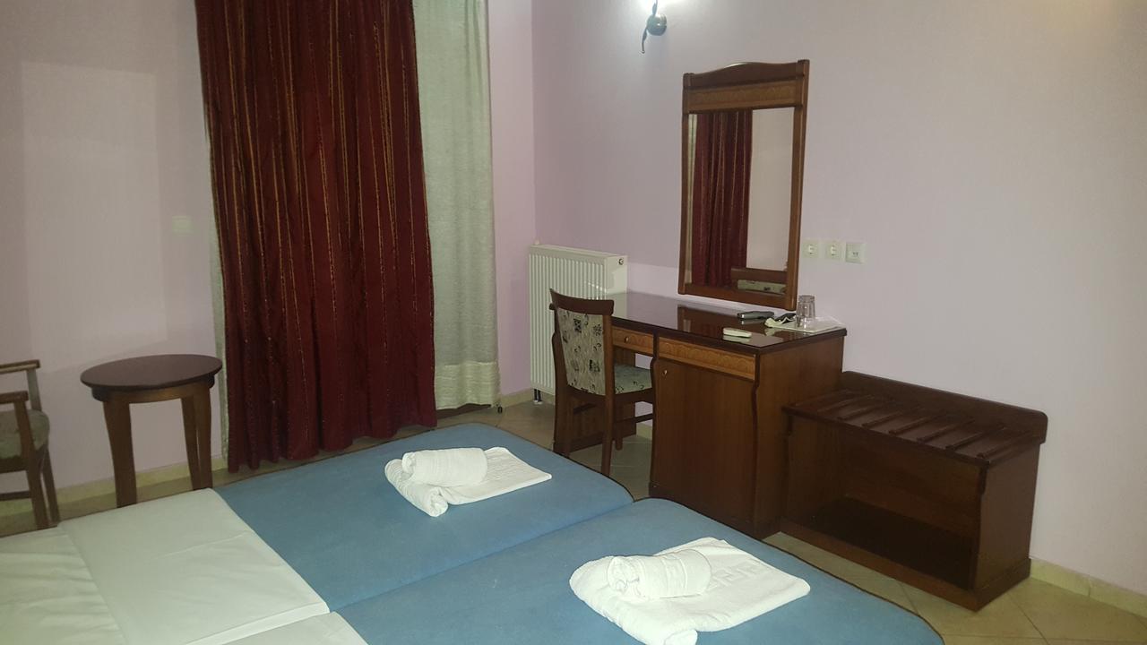 Thea Dodoni Hotel Manteio ภายนอก รูปภาพ